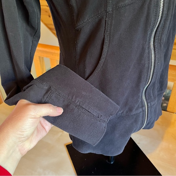 Zella Women's Fitted Full Zip Pockets Thumbholes Drawstring Ribbed Hoodie Size M - Picture 2 of 8